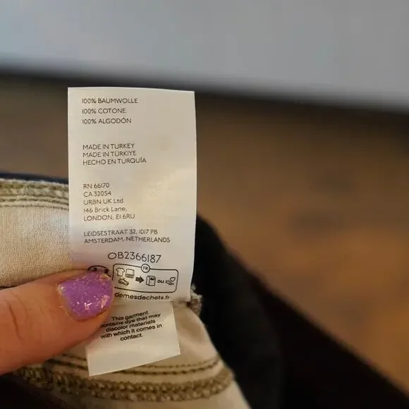 Free People We the Free Good Luck Printed Barrel Jeans Size 30 - Picture 10 of 10